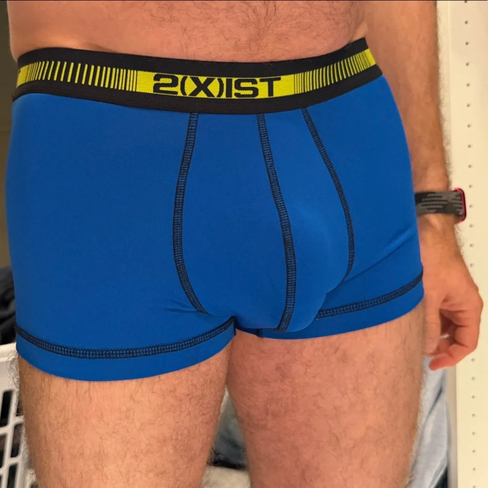 2xist Men's Vibrant Blue Boxer Briefs with Black Trim - Picture 1 of 2